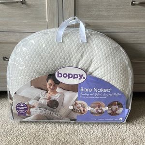 Hoppy Feeding and Infant Support Pillow